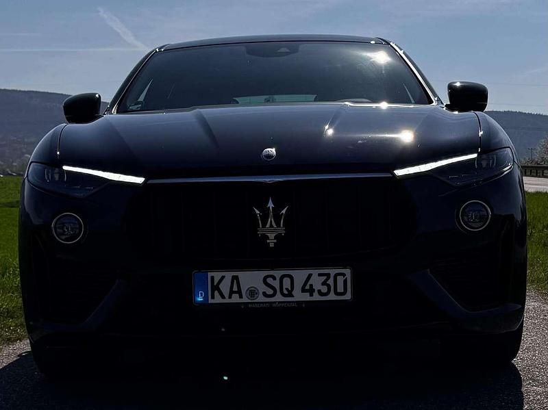 Gebraucht Maserati Levante 430 PS (316 kW) 2019 Schwarz SUV