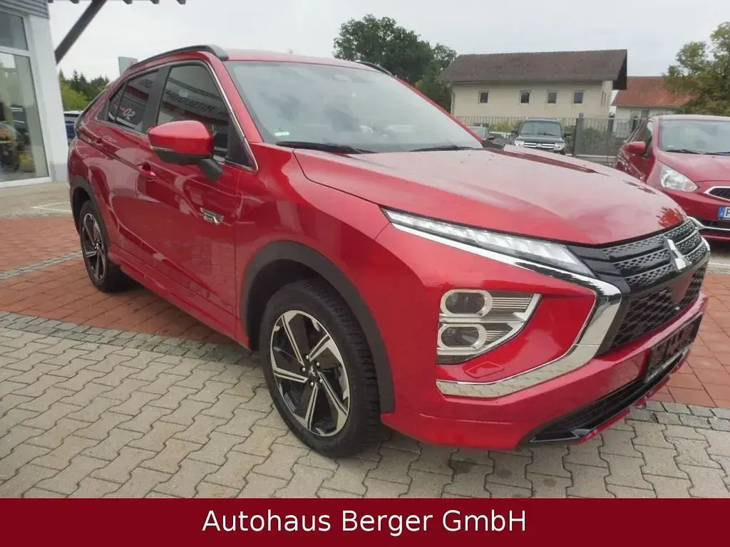 Gebraucht Mitsubishi Eclipse Cross Plus 98 PS (72 kW) 2025 Rot SUV