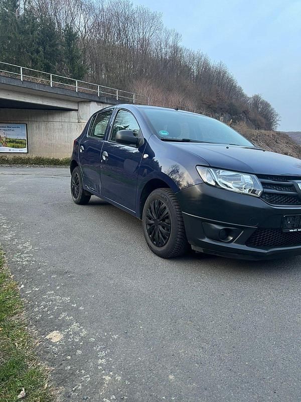 Gebraucht Dacia Sandero 75 PS (55 kW) 2016 Blau Kleinwagen