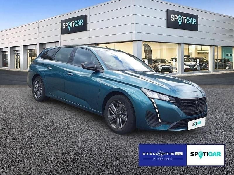 Second-hand Peugeot 308 Active 131 CP (96 kW) 2024 Albastru Break