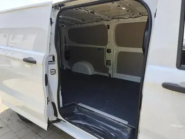 Gebraucht VW T7 110 PS (80 kW) 2025 Andere Van