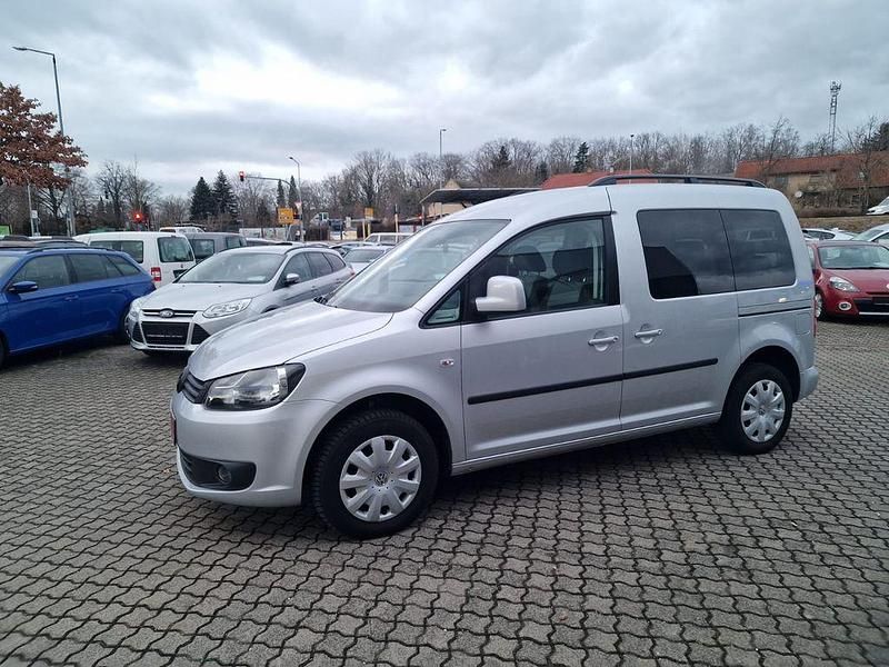 Gebraucht VW Caddy Trendline 102 PS (75 kW) 2012 Silber Van / Kleinbus