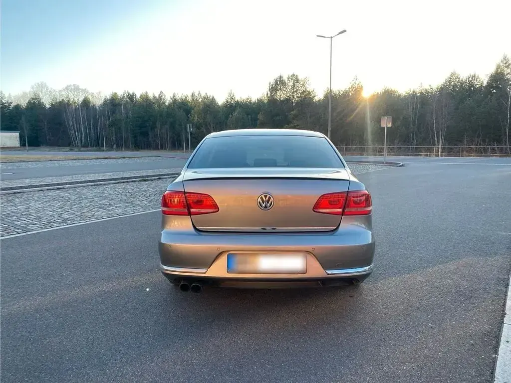 Gebraucht VW Passat Highline 211 PS (155 kW) 2013 Beige Limousine