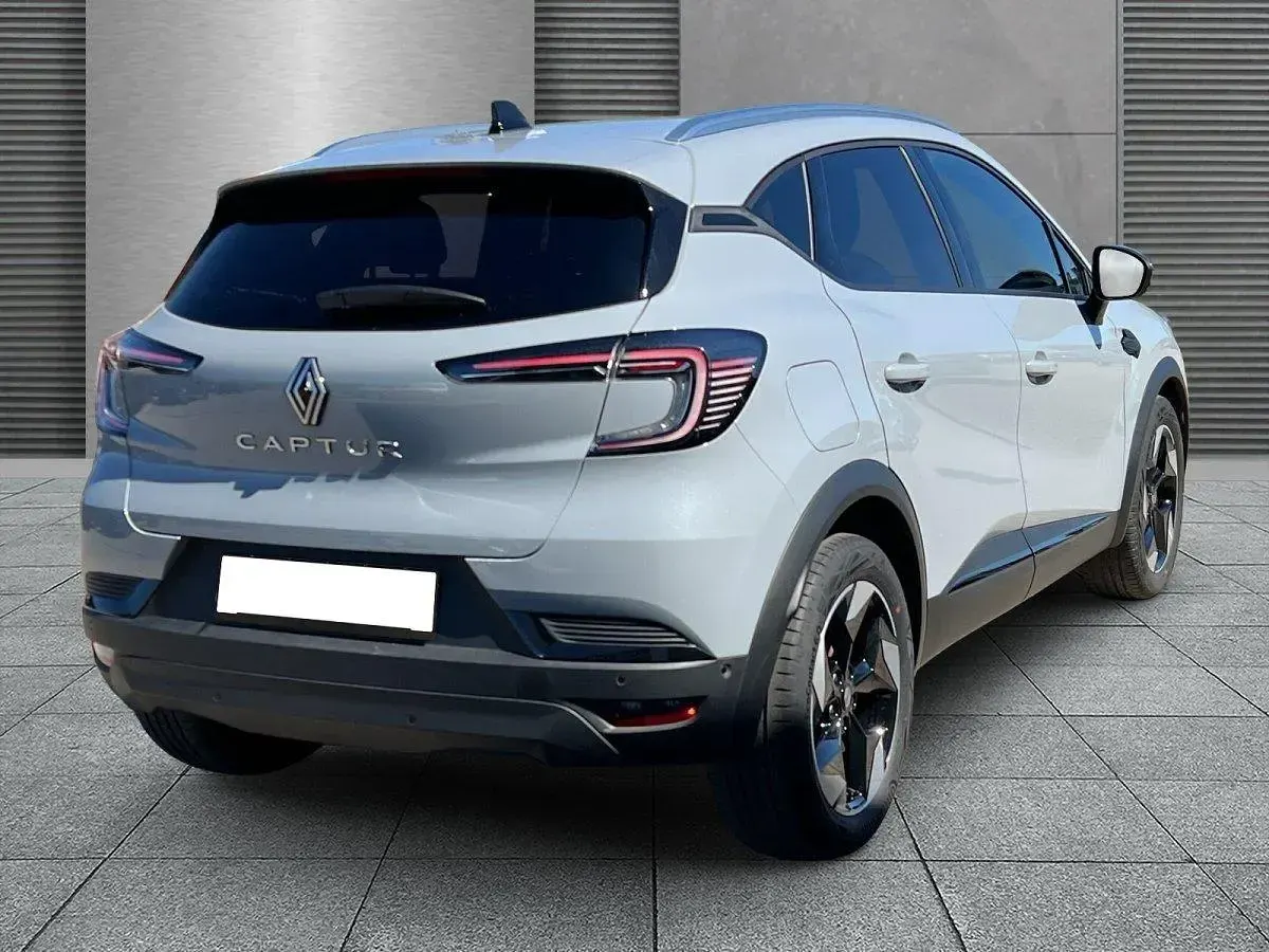 Gebraucht Renault Captur Techno 140 PS (102 kW) 2025 Rafalegrau SUV