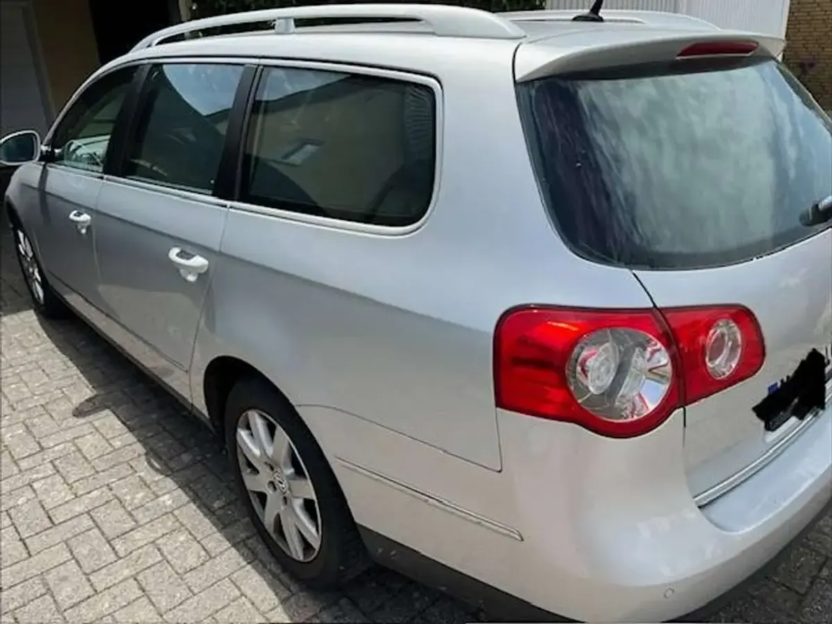 Gebraucht VW Passat Highline 140 PS (102 kW) 2006 Silber Kombi