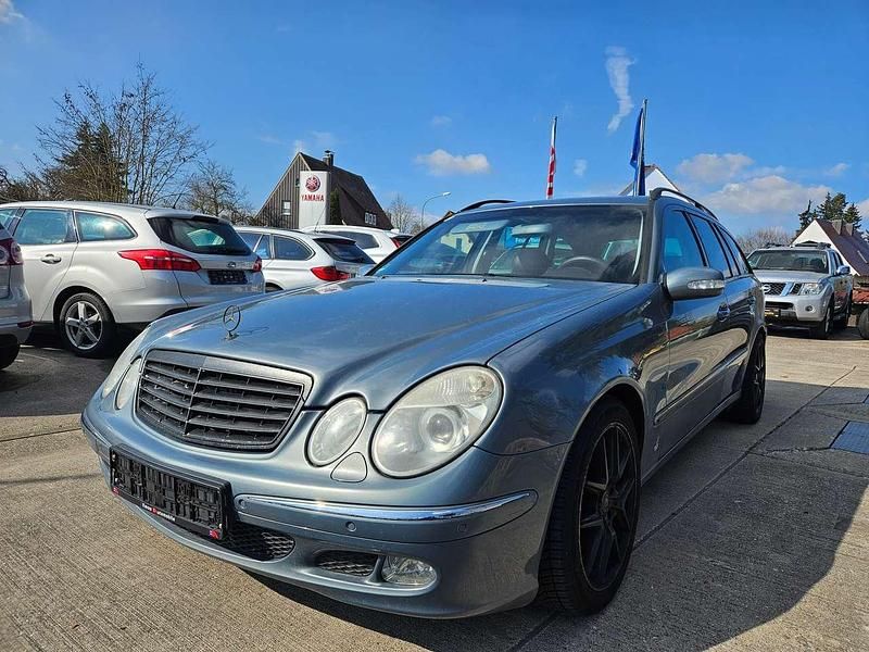 Gebraucht Mercedes E280 Elegance 177 PS (130 kW) 2004 Grau Kombi