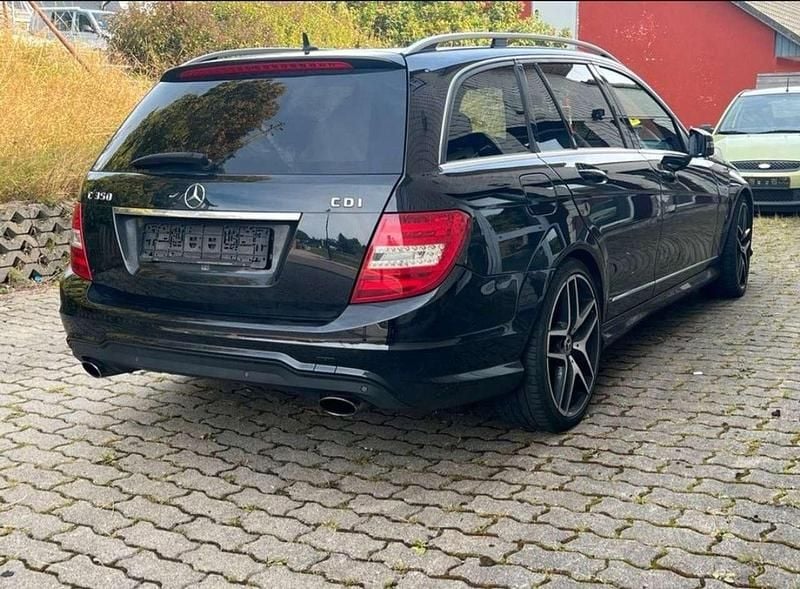 Gebraucht Mercedes C350 Avantgarde Edition 265 PS (194 kW) 2013 Kombi