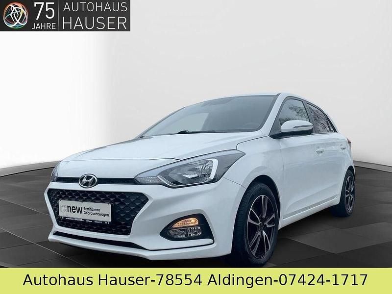 Gebraucht Hyundai i20 Trend 101 PS (74 kW) 2018 Weiß Kleinwagen