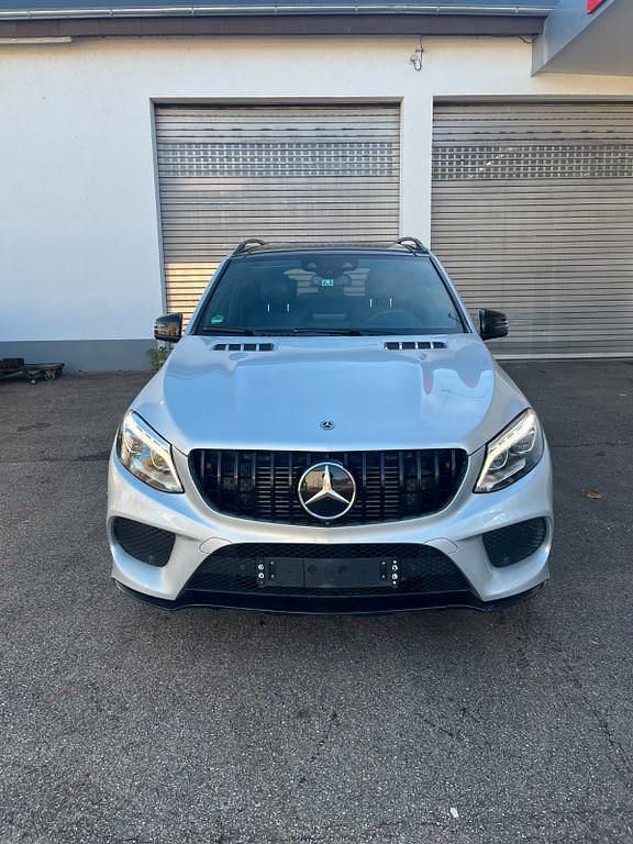 Silber Gebraucht 2017 Mercedes GLE350 AMG SUV | 21.600 € (Teuer) - Bild 1/4