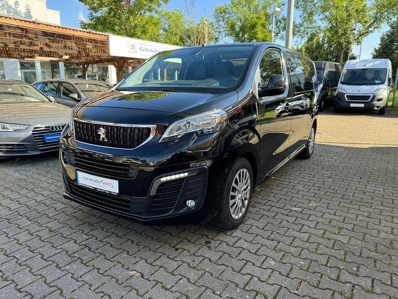 Schwarz lack onyx schwarz/typ aussenverk metallic Gebraucht 2019 Peugeot Expert Premium Van | 22.490 € (Teuer) - Bild 1/4