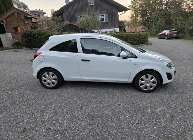 Weiß Gebraucht 2011 Opel Corsa Kleinwagen | 2.199 € - Bild 1/4