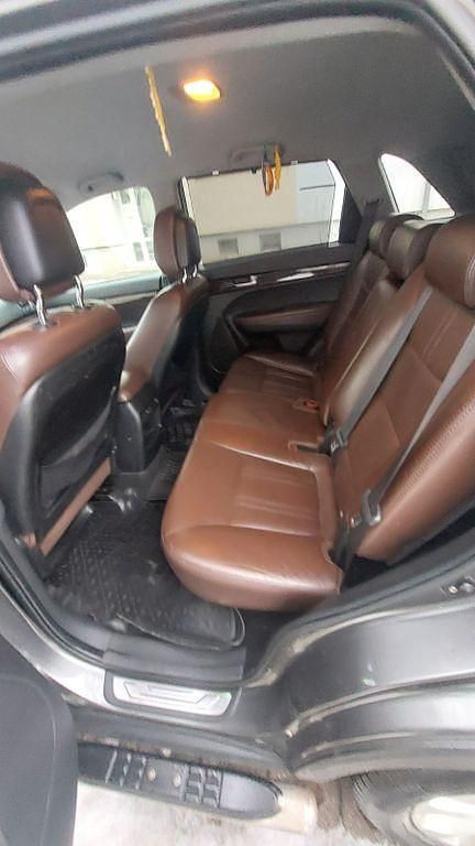 Braun Gebraucht 2014 Kia Sorento Vision SUV | 12.999 € (Fairer Preis) - Bild 1/4