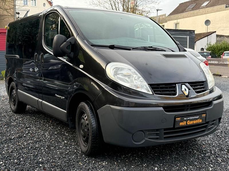 Gebraucht Renault Trafic 114 PS (83 kW) 2012 Schwarz Van / Kleinbus