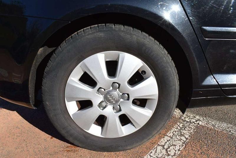 Gebraucht Audi A3 Ambition 105 PS (77 kW) 2011 Schwarz Kleinwagen