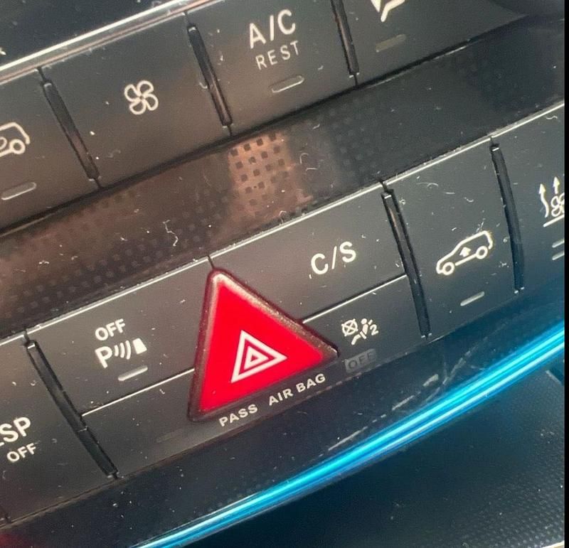 Gebraucht Mercedes R320 254 PS (186 kW) 2008 Schwarz Van / Kleinbus