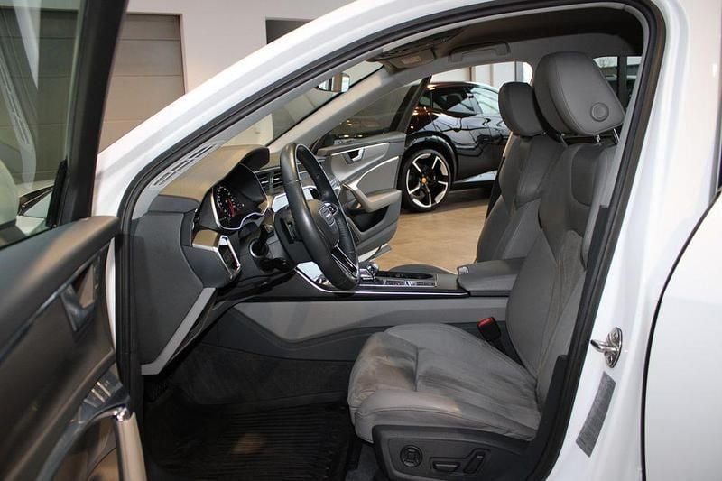 Gebraucht Audi A6 Sport 204 PS (150 kW) 2020 Ibisweiss Kombi