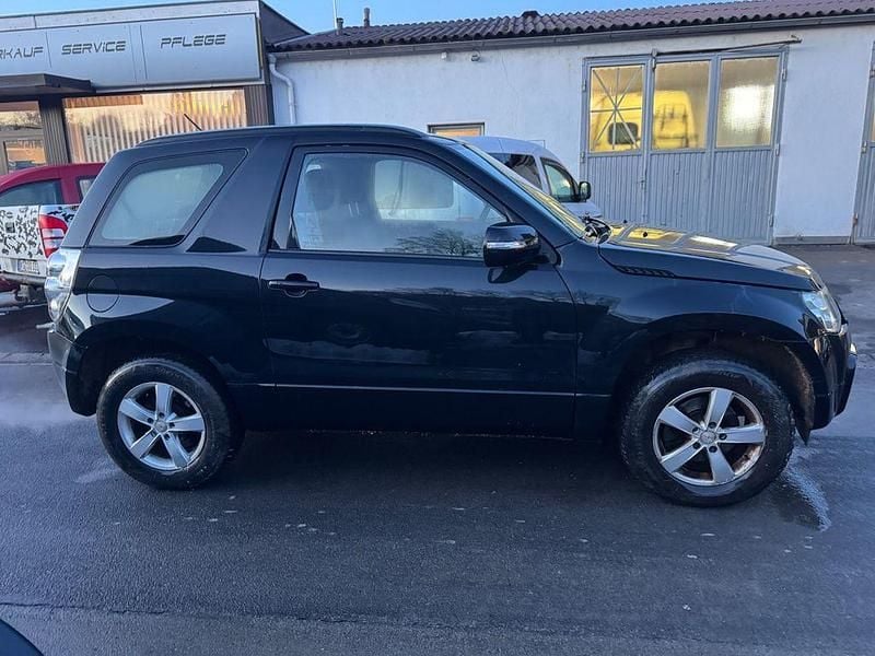 Gebraucht Suzuki Grand Vitara Comfort 166 PS (122 kW) 2011 Schwarz SUV