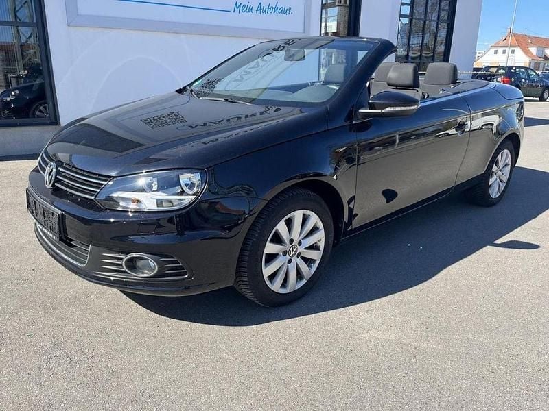 Gebraucht VW Eos 122 PS (89 kW) 2011 Deep black perleffekt Cabrio