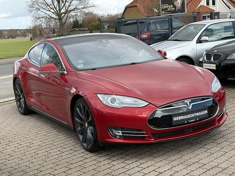 Gebraucht Tesla Model S 514 kW (700 PS) 2015 Rot Kleinwagen