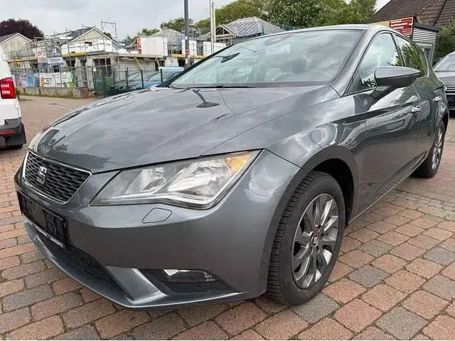 Gebraucht Seat Leon I-Tech 110 PS (80 kW) 2015 "pirineos" grau Kleinwagen