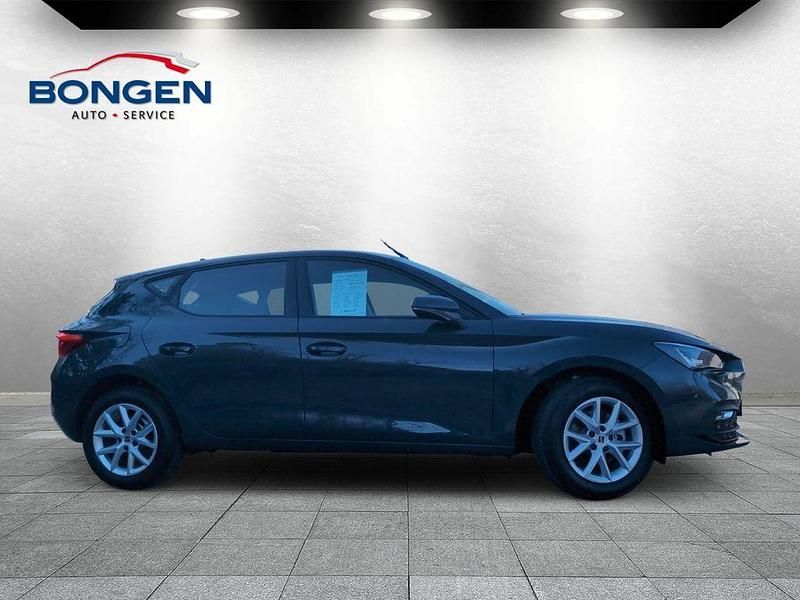 Neu Seat Leon Style 116 PS (85 kW) 2026 Blau Limousine