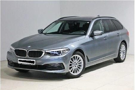 Grau Gebraucht 2018 BMW 520 Sport Line Kombi | 22.999 € (Superpreis) - Bild 1/4