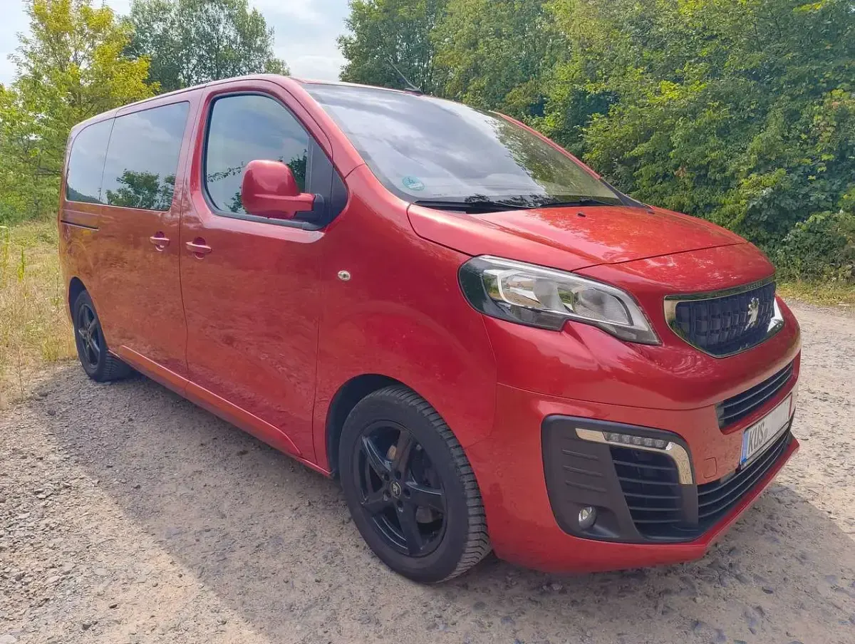 Gebraucht Peugeot Traveller Active 150 PS (110 kW) 2019 Rot Van / Kleinbus