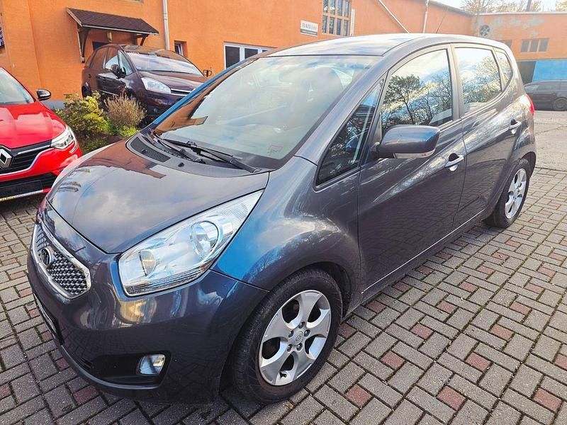 Grau Gebraucht 2011 Kia Venga Spirit Kleinwagen | 3.990 € (Fairer Preis) - Bild 1/4