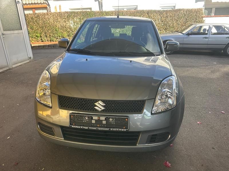 Gebraucht Suzuki Swift 93 PS (68 kW) 2006 Grau Kleinwagen