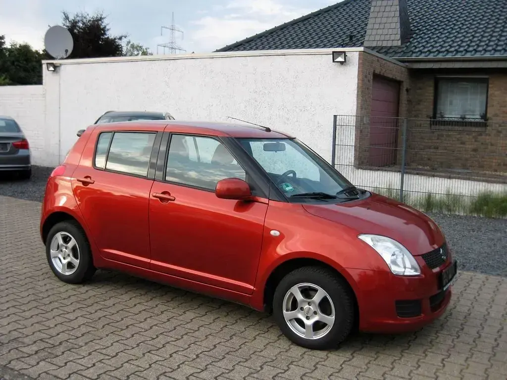 Gebraucht Suzuki Swift Comfort 92 PS (67 kW) 2009 Rot Kleinwagen