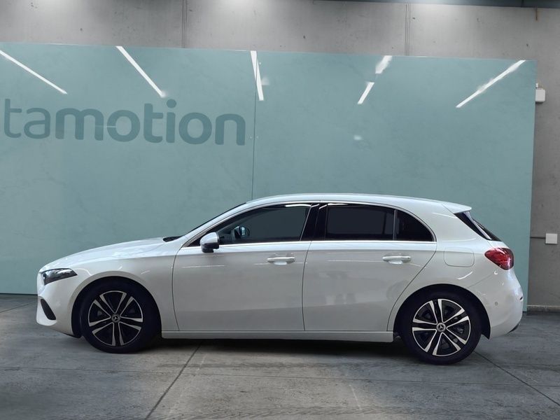Gebraucht Mercedes A220 Advanced 190 PS (139 kW) 2023 Weiß Limousine