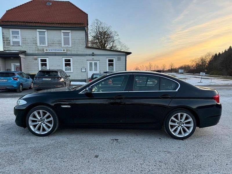 Gebraucht BMW 520 Efficient Dynamics 184 PS (135 kW) 2012 Schwarz Limousine