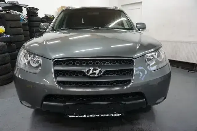 Gebraucht Hyundai Santa Fe 155 PS (114 kW) 2010 Grau SUV