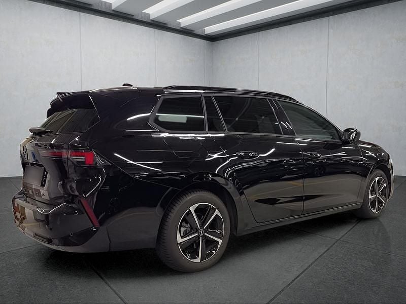 Gebraucht Opel Astra 131 PS (96 kW) 2024 Schwarz Kombi
