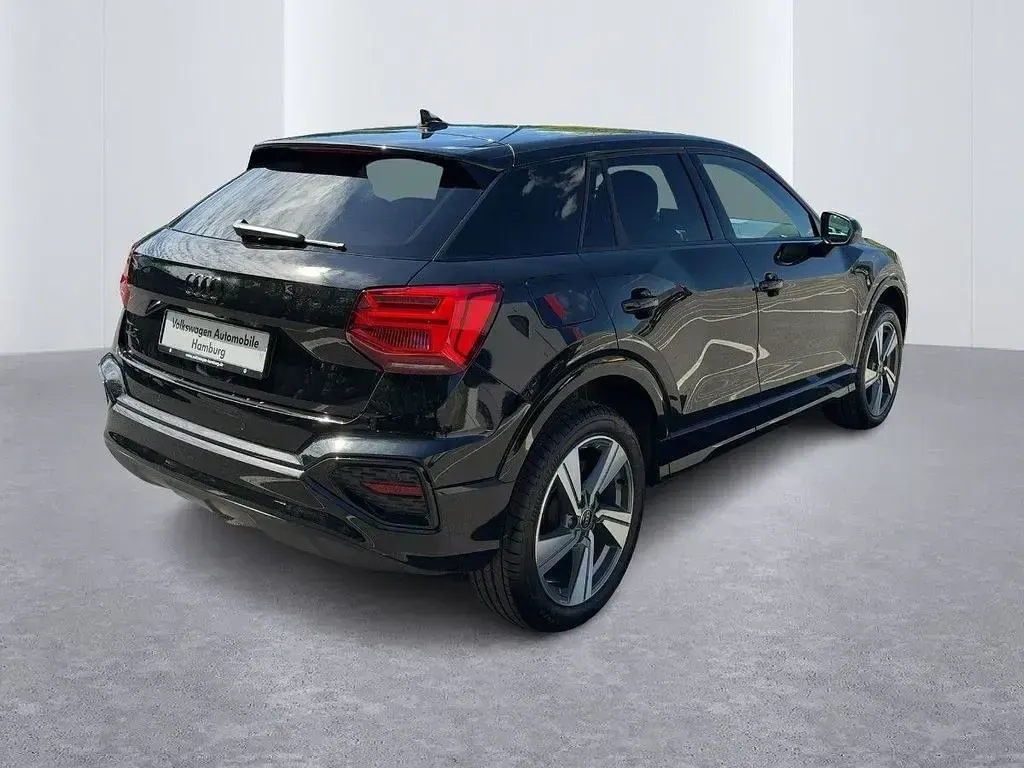 Używany Audi Q2 Advanced 150 KM (110 kW) 2024 Czarny SUV