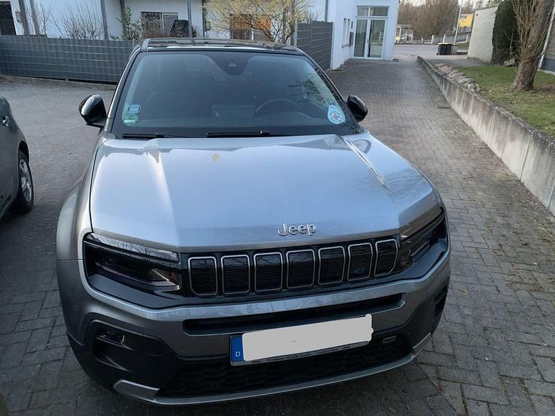 Gebraucht Jeep Avenger EV 114 kW (156 PS) 2023 Grau SUV