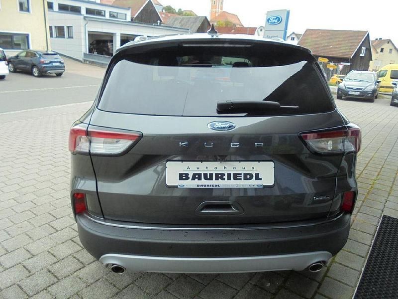 Używany Ford Kuga Titanium X 152 KM (111 kW) 2024 Szary SUV