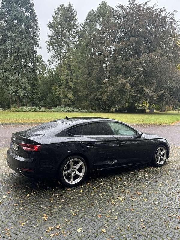 Gebraucht Audi A5 Sport 190 PS (139 kW) 2019 Schwarz Coupé