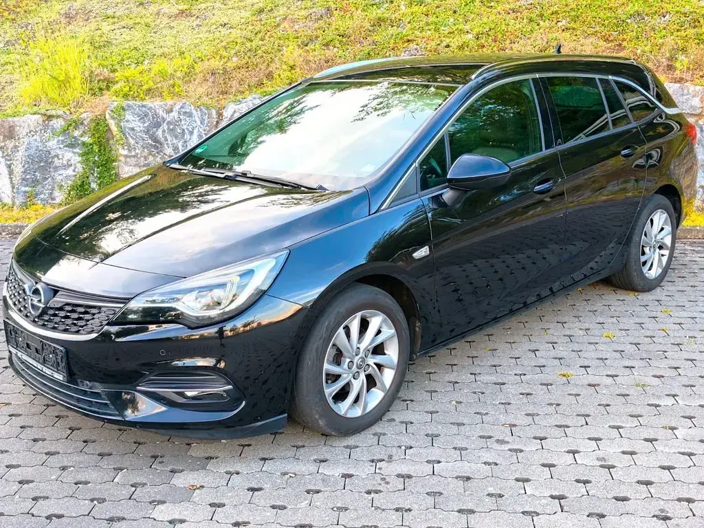 Gebraucht Opel Astra 131 PS (96 kW) 2020 Schwarz Limousine