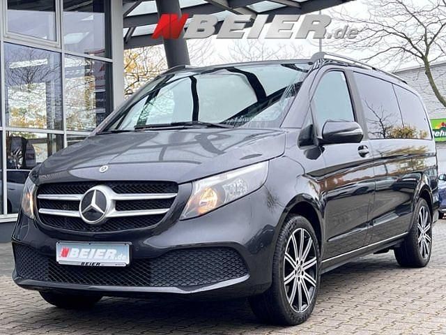 Gebraucht Mercedes V220 163 PS (119 kW) 2022 Graphitgrau Van / Kleinbus