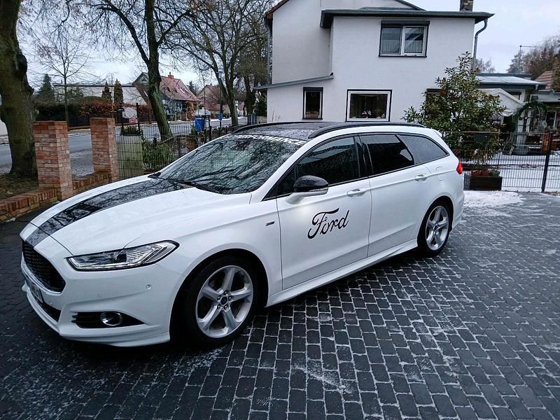 Gebraucht Ford Mondeo ST-Line 165 PS (121 kW) 2018 Weiß Kombi
