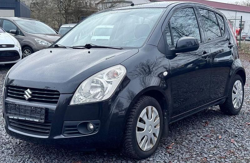 Gebraucht Suzuki Splash Club 94 PS (69 kW) 2011 Blau Kleinwagen