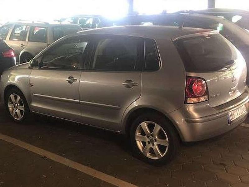 Grau Gebraucht 2008 VW Polo Comfortline Limousine | 3.250 € (Fairer Preis) - Bild 1/4