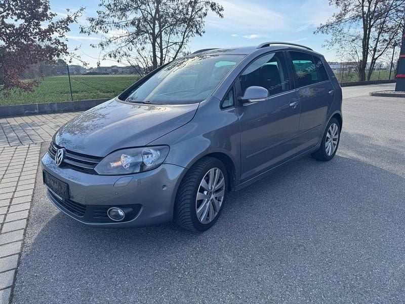 Gebraucht VW Golf VI Team 105 PS (77 kW) 2010 Grau Kleinwagen