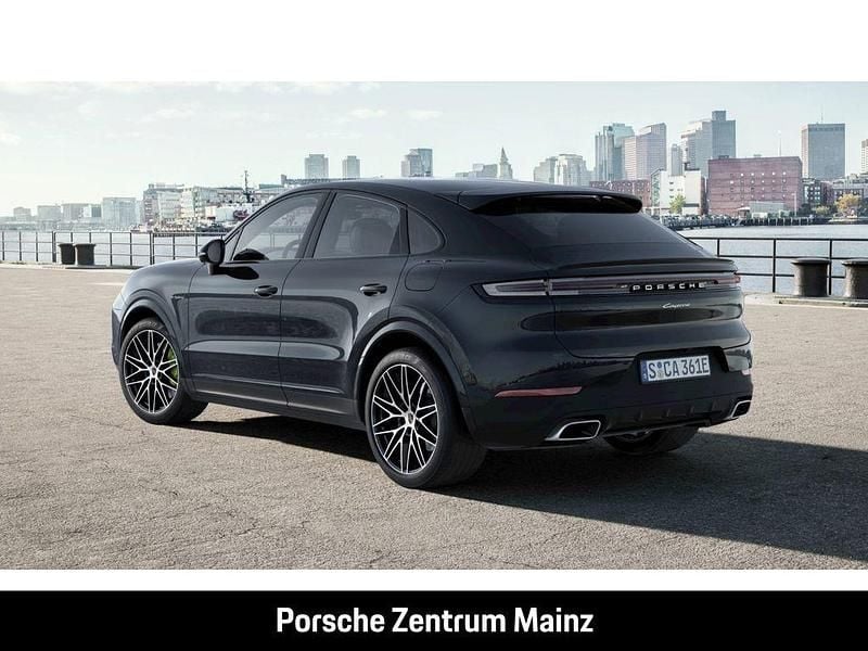 Gebraucht Porsche Cayenne 470 PS (345 kW) 2024 Schwarz SUV