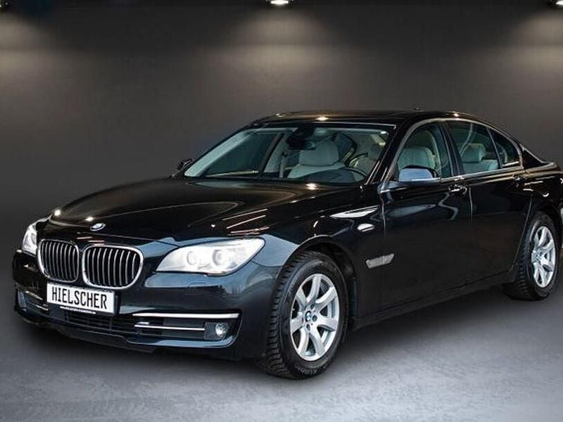 Gebraucht BMW 730 Performance 320 PS (235 kW) 2014 Schwarz Limousine