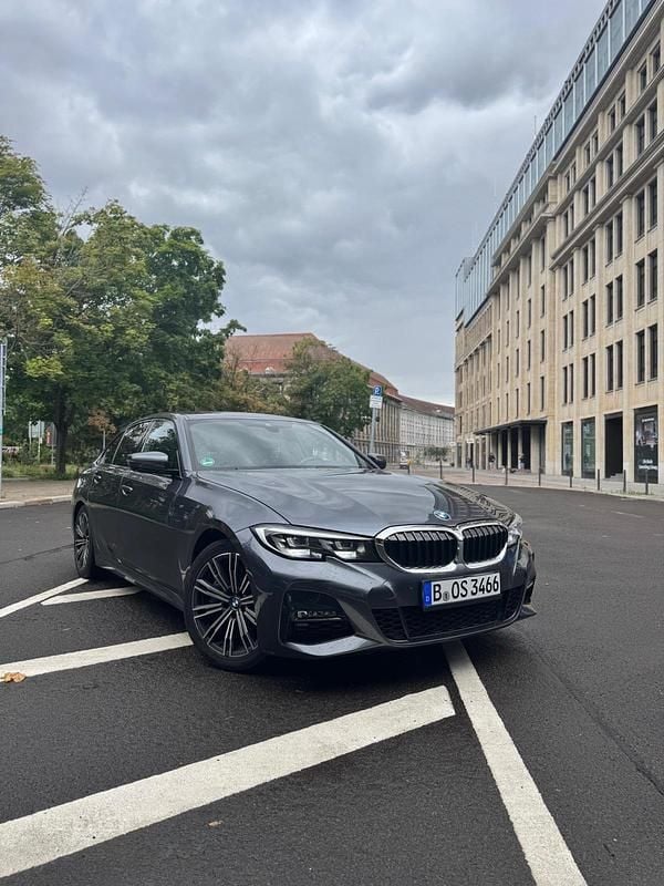 Gebraucht 2020 BMW 330 Limousine | 21.000 € (Fairer Preis) - Bild 1/4