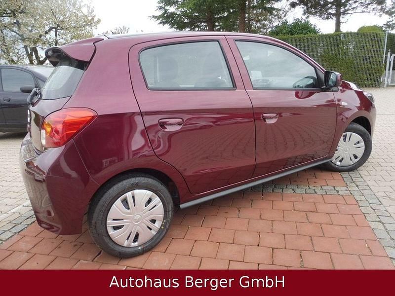 Neu Mitsubishi Space Star Select 71 PS (52 kW) 2025 Rot Kleinwagen