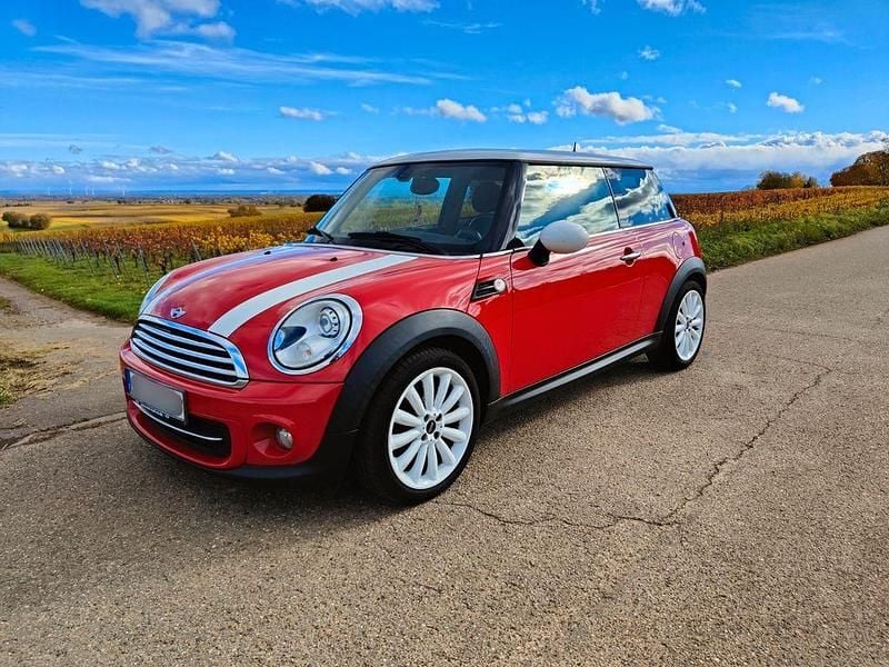 Rot Gebraucht 2012 Mini Cooper Kleinwagen | 3.200 € (Guter Preis) - Bild 1/4