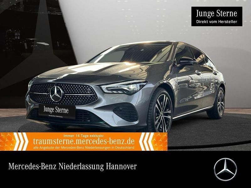 Grau Gebraucht 2024 Mercedes CLA200 Shooting Brake Night Kombi | 32.990 € - Bild 1/3